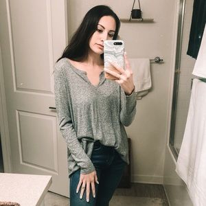 hollister | gray long sleeve